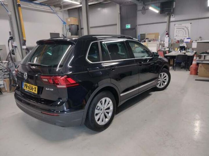 Photo 4 VIN: WVGZZZ5NZJW324890 - VOLKSWAGEN TIGUAN 