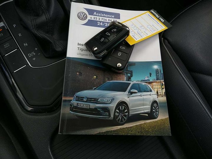 Photo 17 VIN: WVGZZZ5NZJW324951 - VOLKSWAGEN TIGUAN 