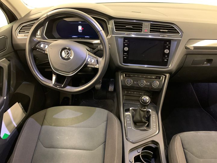 Photo 7 VIN: WVGZZZ5NZJW325915 - VOLKSWAGEN TIGUAN 2.0 TDI SCR 