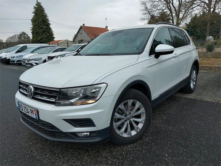 Photo 1 VIN: WVGZZZ5NZJW327094 - VOLKSWAGEN TIGUAN 