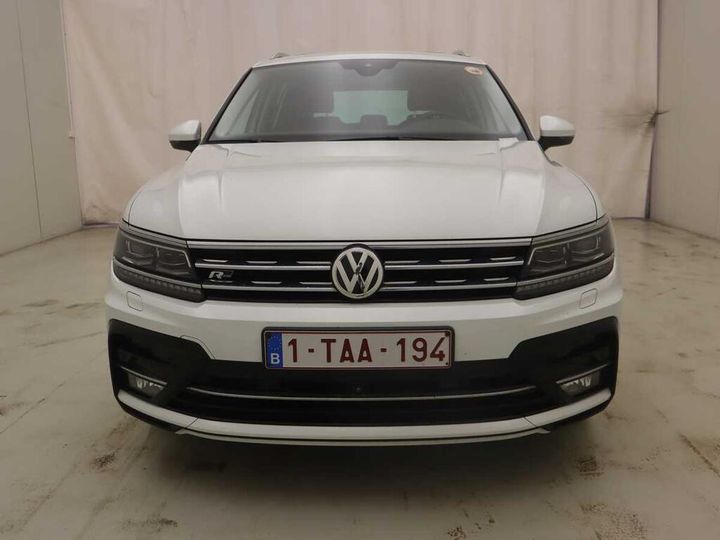 Photo 17 VIN: WVGZZZ5NZJW327220 - VOLKSWAGEN TIGUAN 