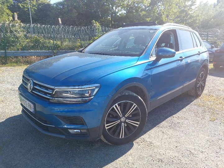 Photo 1 VIN: WVGZZZ5NZJW327268 - VOLKSWAGEN TIGUAN 