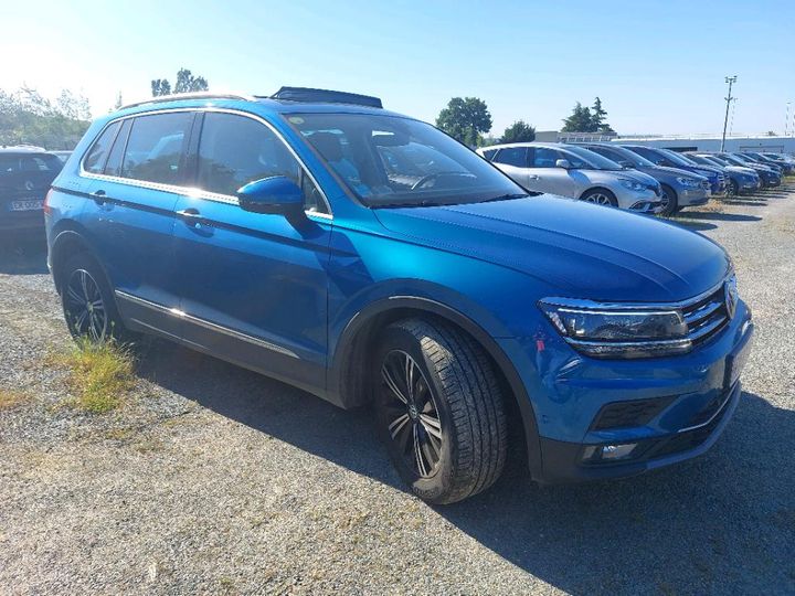 Photo 2 VIN: WVGZZZ5NZJW327268 - VOLKSWAGEN TIGUAN 