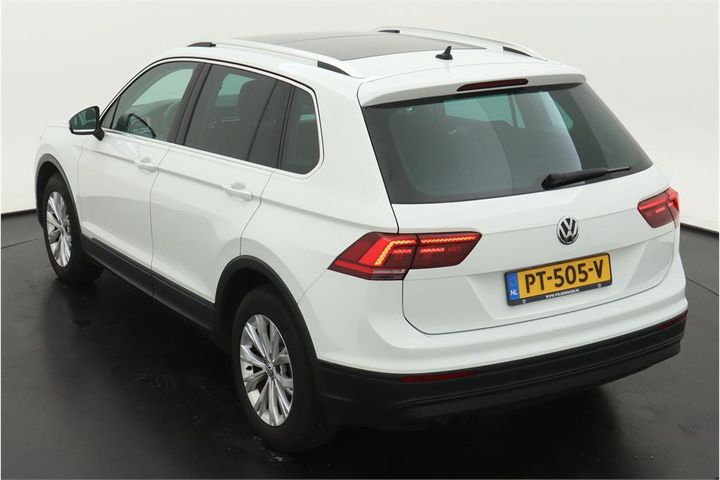 Photo 4 VIN: WVGZZZ5NZJW328553 - VOLKSWAGEN TIGUAN 