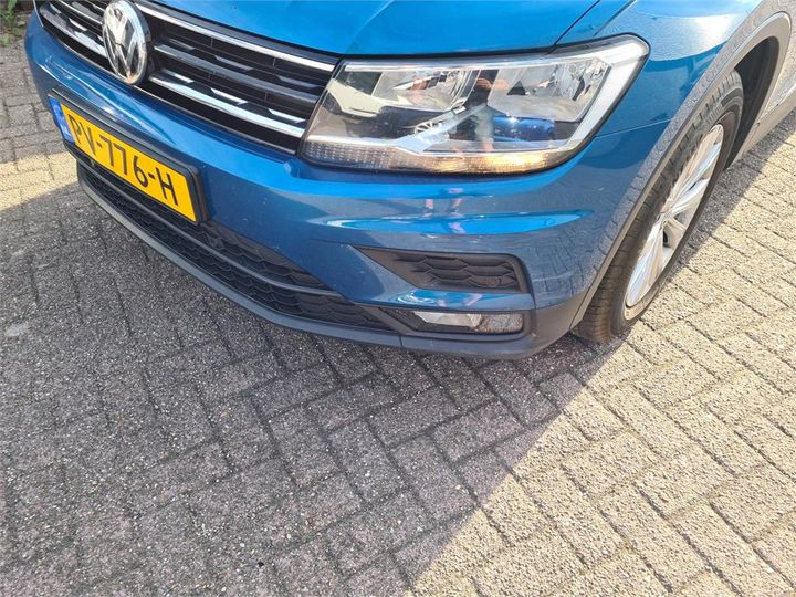 Photo 18 VIN: WVGZZZ5NZJW328564 - VOLKSWAGEN TIGUAN 