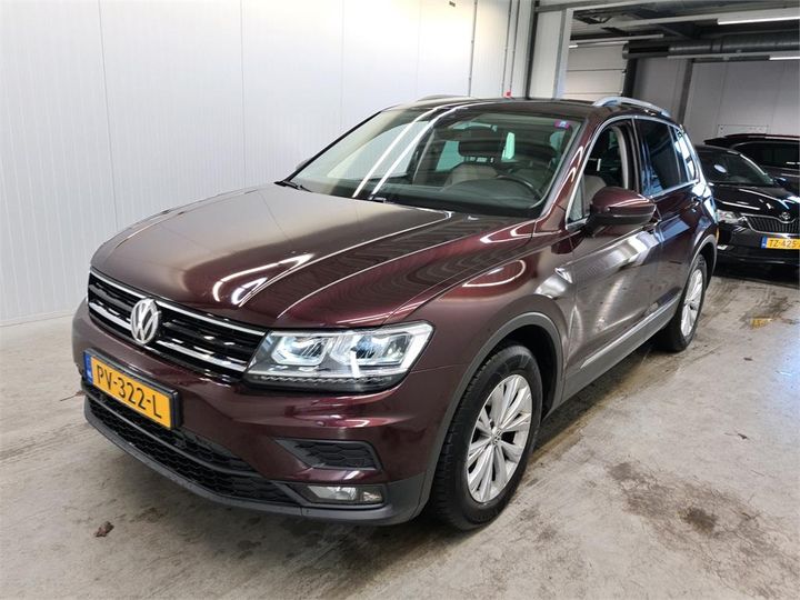 Photo 1 VIN: WVGZZZ5NZJW328741 - VOLKSWAGEN TIGUAN 