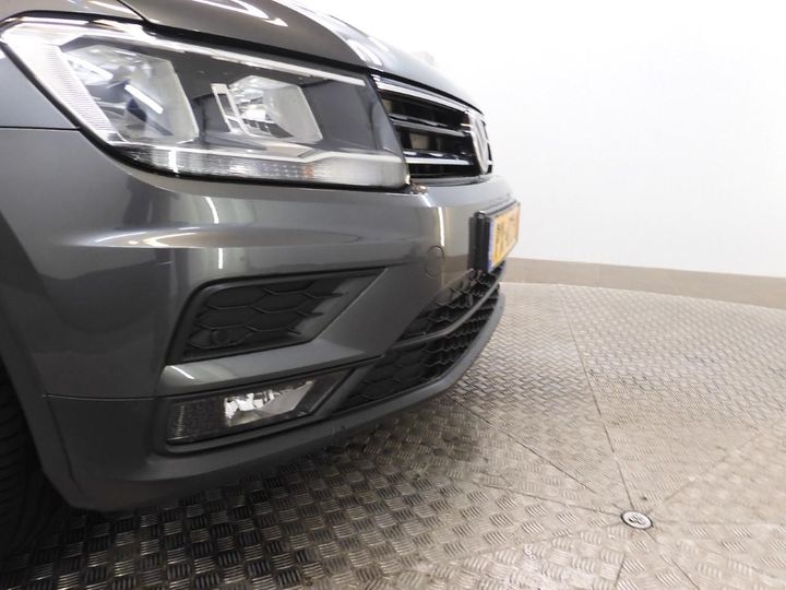 Photo 22 VIN: WVGZZZ5NZJW330772 - VOLKSWAGEN TIGUAN 