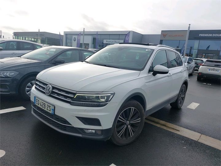 Photo 0 VIN: WVGZZZ5NZJW330917 - VOLKSWAGEN TIGUAN 