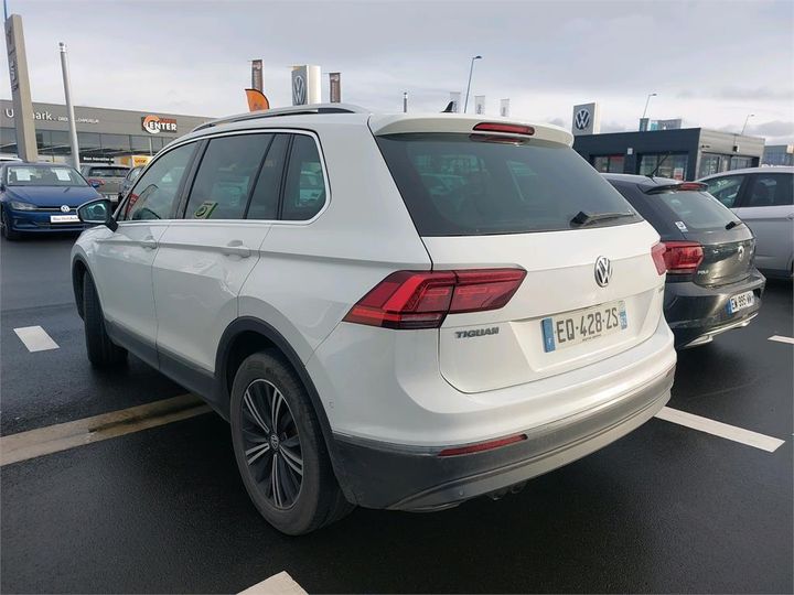 Photo 23 VIN: WVGZZZ5NZJW330917 - VOLKSWAGEN TIGUAN 