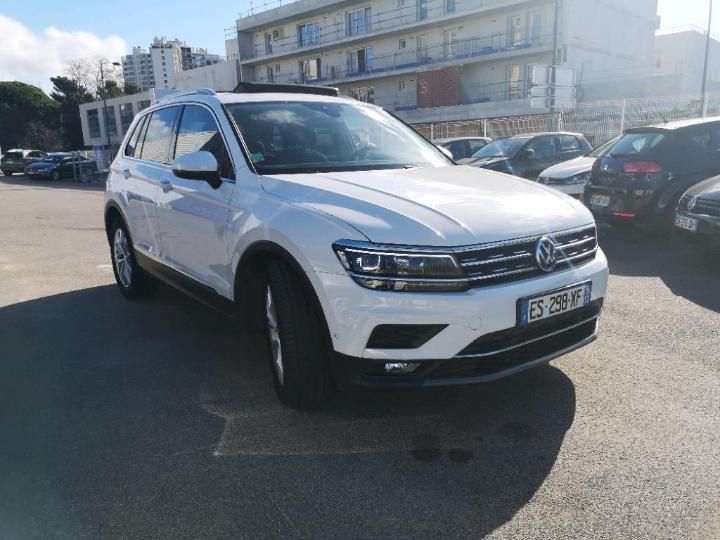 Photo 12 VIN: WVGZZZ5NZJW330940 - VOLKSWAGEN TIGUAN 