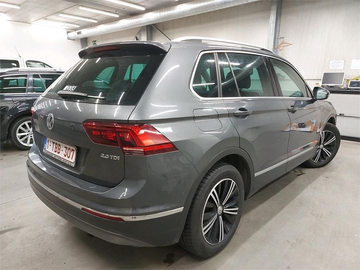 Photo 2 VIN: WVGZZZ5NZJW331123 - VOLKSWAGEN TIGUAN 