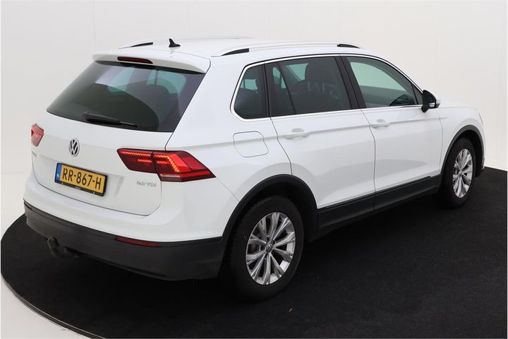 Photo 3 VIN: WVGZZZ5NZJW334586 - VOLKSWAGEN TIGUAN 