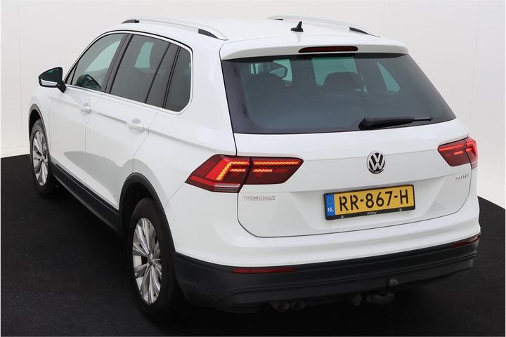 Photo 4 VIN: WVGZZZ5NZJW334586 - VOLKSWAGEN TIGUAN 