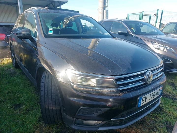 Photo 3 VIN: WVGZZZ5NZJW336755 - VOLKSWAGEN TIGUAN 