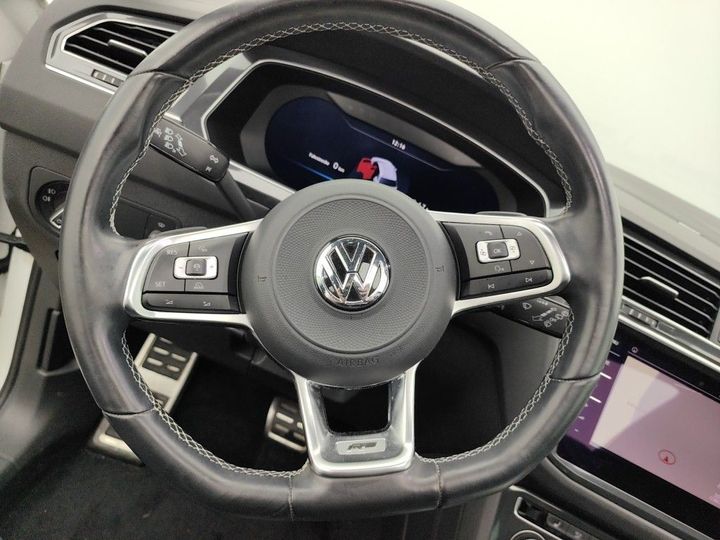 Photo 26 VIN: WVGZZZ5NZJW337701 - VOLKSWAGEN TIGUAN &#3916 