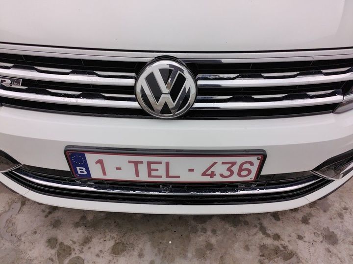 Photo 5 VIN: WVGZZZ5NZJW337701 - VOLKSWAGEN TIGUAN &#3916 