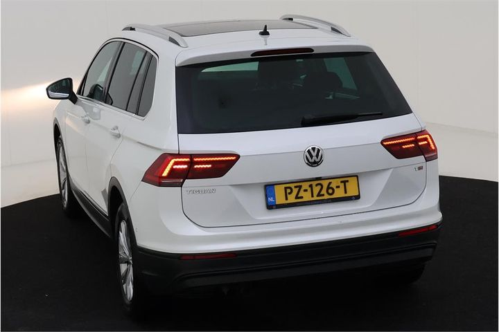 Photo 4 VIN: WVGZZZ5NZJW338198 - VOLKSWAGEN TIGUAN 