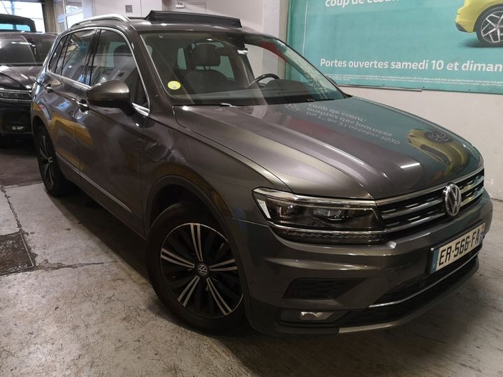 Photo 2 VIN: WVGZZZ5NZJW339117 - VOLKSWAGEN TIGUAN 