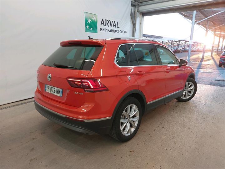 Photo 2 VIN: WVGZZZ5NZJW345188 - VOLKSWAGEN TIGUAN 