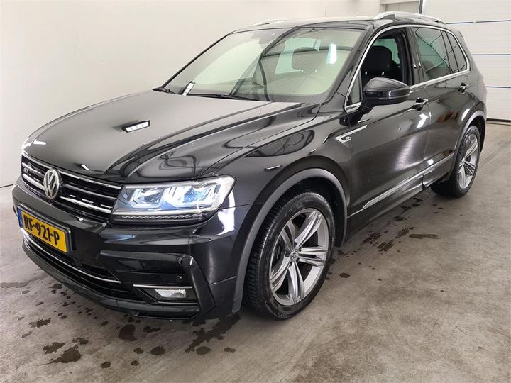 Photo 1 VIN: WVGZZZ5NZJW345345 - VOLKSWAGEN TIGUAN 