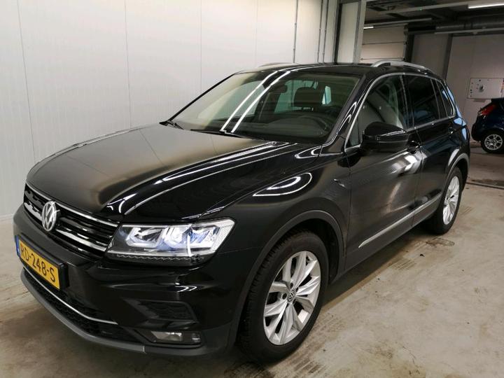 Photo 1 VIN: WVGZZZ5NZJW345870 - VOLKSWAGEN TIGUAN 