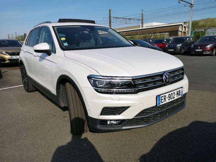 Photo 2 VIN: WVGZZZ5NZJW345980 - VOLKSWAGEN TIGUAN 