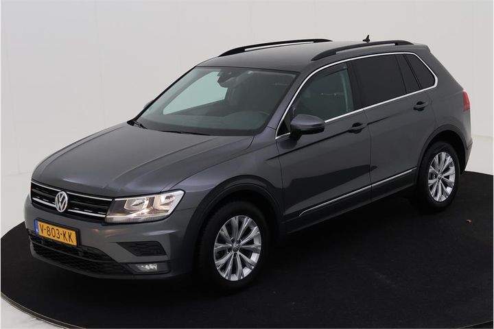 Photo 1 VIN: WVGZZZ5NZJW347893 - VOLKSWAGEN TIGUAN 