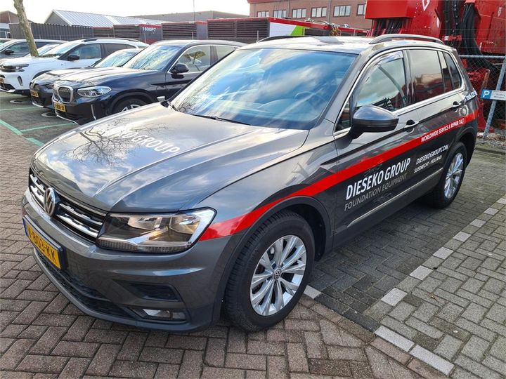 Photo 18 VIN: WVGZZZ5NZJW347893 - VOLKSWAGEN TIGUAN 