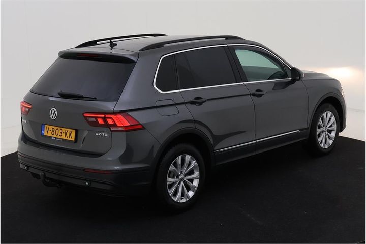 Photo 3 VIN: WVGZZZ5NZJW347893 - VOLKSWAGEN TIGUAN 