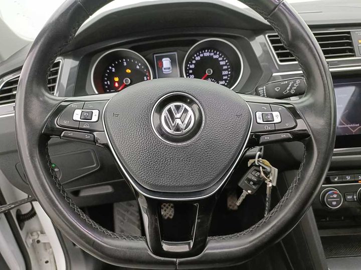 Photo 22 VIN: WVGZZZ5NZJW348646 - VOLKSWAGEN TIGUAN &#3916 