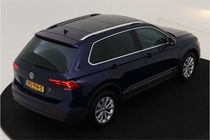 Photo 3 VIN: WVGZZZ5NZJW352934 - VOLKSWAGEN TIGUAN 