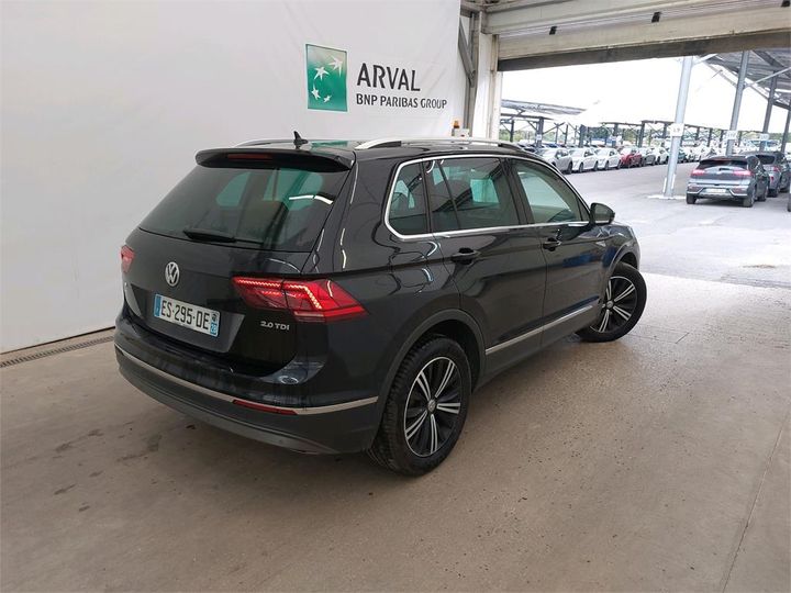 Photo 2 VIN: WVGZZZ5NZJW354600 - VOLKSWAGEN TIGUAN 