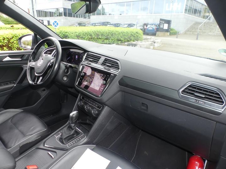 Photo 3 VIN: WVGZZZ5NZJW355429 - VW TIGUAN 