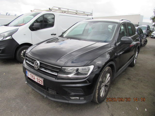 Photo 5 VIN: WVGZZZ5NZJW360359 - VOLKSWAGEN TIGUAN 