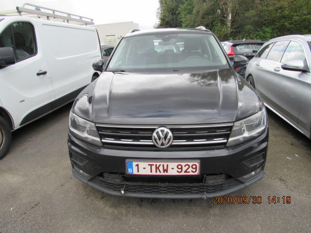 Photo 6 VIN: WVGZZZ5NZJW360359 - VOLKSWAGEN TIGUAN 