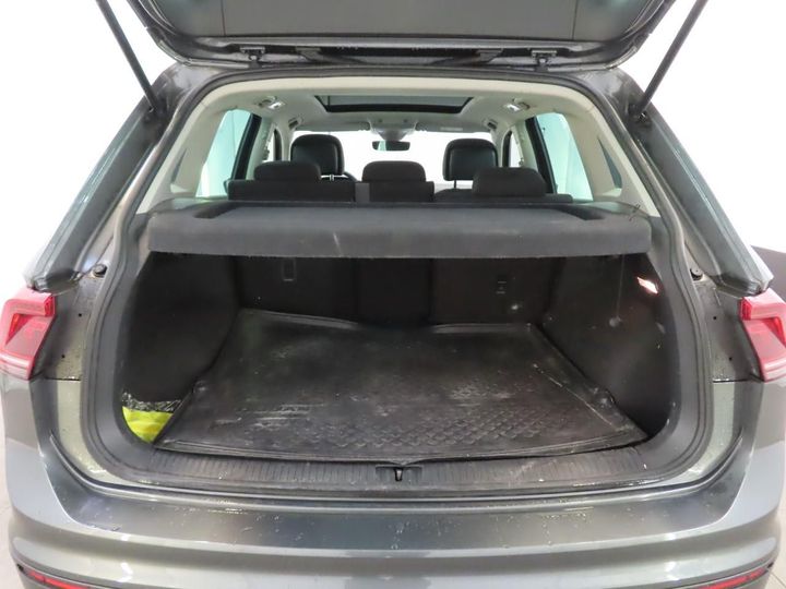 Photo 7 VIN: WVGZZZ5NZJW360694 - VOLKSWAGEN TIGUAN 