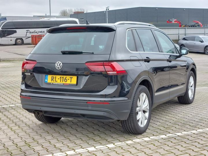 Photo 3 VIN: WVGZZZ5NZJW361679 - VOLKSWAGEN TIGUAN 