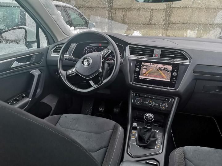 Photo 15 VIN: WVGZZZ5NZJW361983 - VOLKSWAGEN TIGUAN 