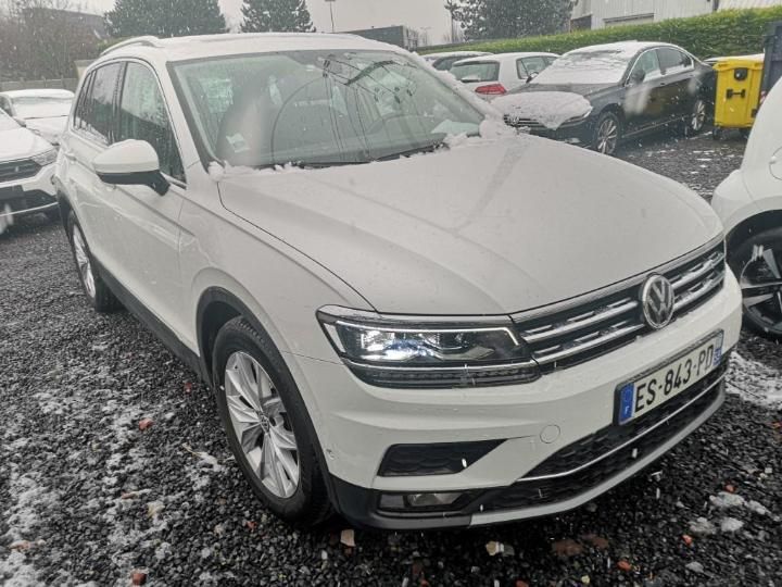 Photo 2 VIN: WVGZZZ5NZJW361983 - VOLKSWAGEN TIGUAN 