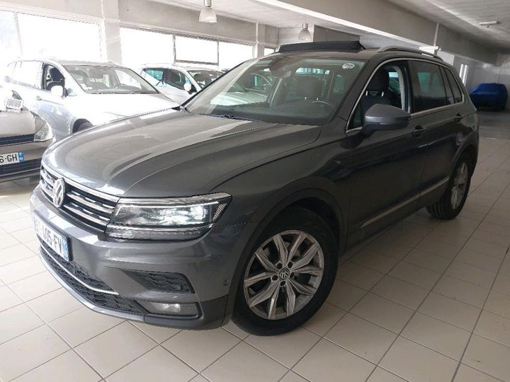 Photo 1 VIN: WVGZZZ5NZJW363019 - VOLKSWAGEN TIGUAN 