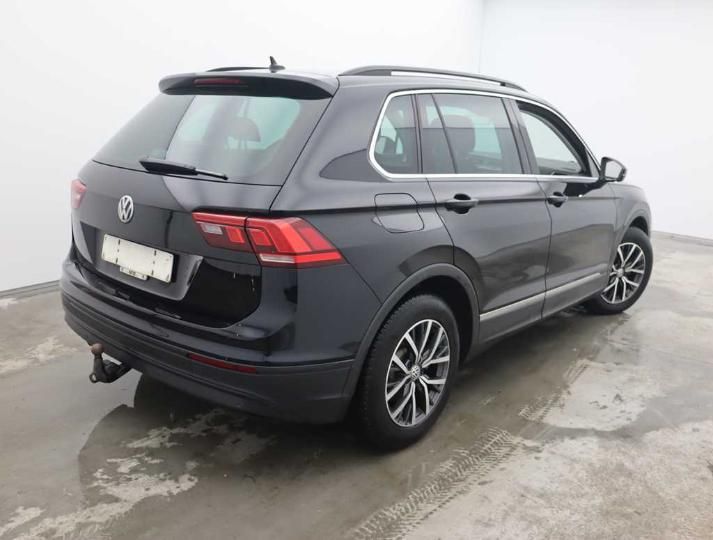 Photo 2 VIN: WVGZZZ5NZJW363928 - VOLKSWAGEN TIGUAN &#3916 