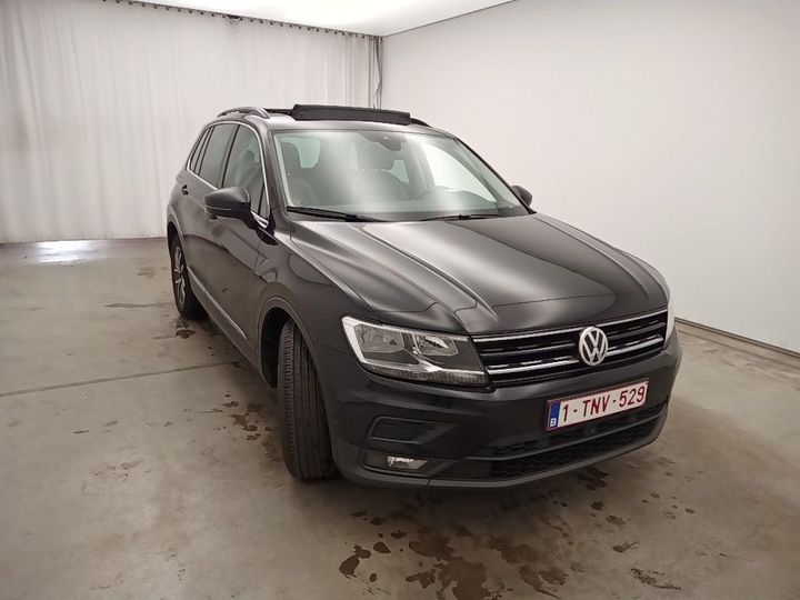 Photo 8 VIN: WVGZZZ5NZJW368032 - VOLKSWAGEN TIGUAN &#3916 