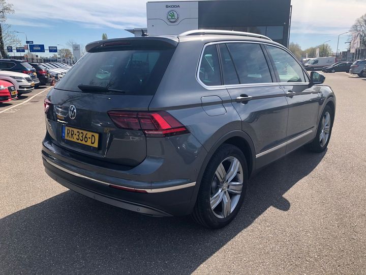 Photo 3 VIN: WVGZZZ5NZJW368418 - VOLKSWAGEN TIGUAN 