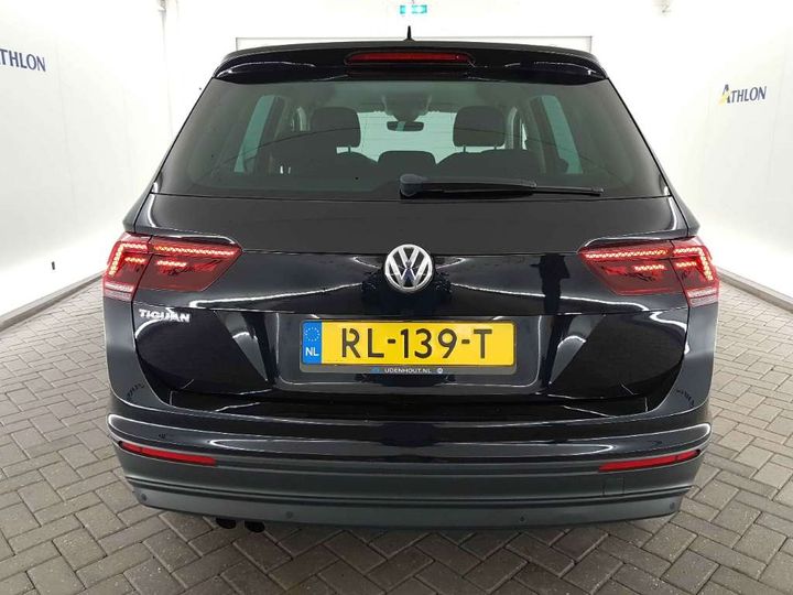 Photo 11 VIN: WVGZZZ5NZJW369464 - VOLKSWAGEN TIGUAN 