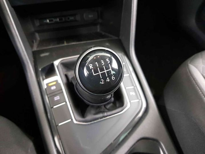 Photo 12 VIN: WVGZZZ5NZJW369464 - VOLKSWAGEN TIGUAN 