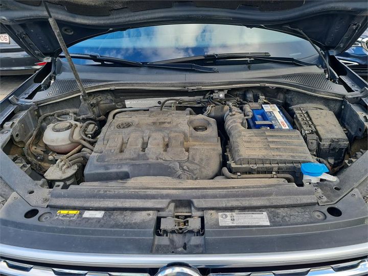 Photo 22 VIN: WVGZZZ5NZJW371200 - VOLKSWAGEN TIGUAN 