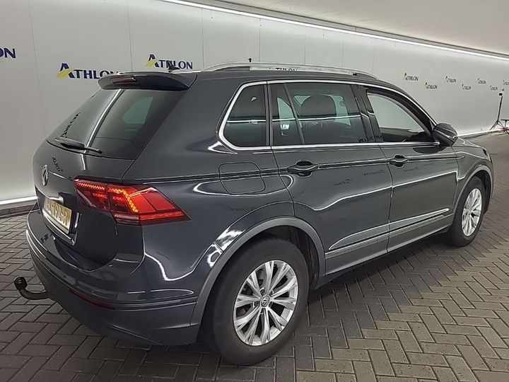 Photo 2 VIN: WVGZZZ5NZJW372613 - VW TIGUAN 