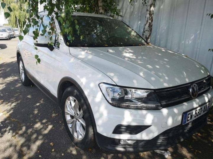 Photo 8 VIN: WVGZZZ5NZJW372789 - VOLKSWAGEN TIGUAN 