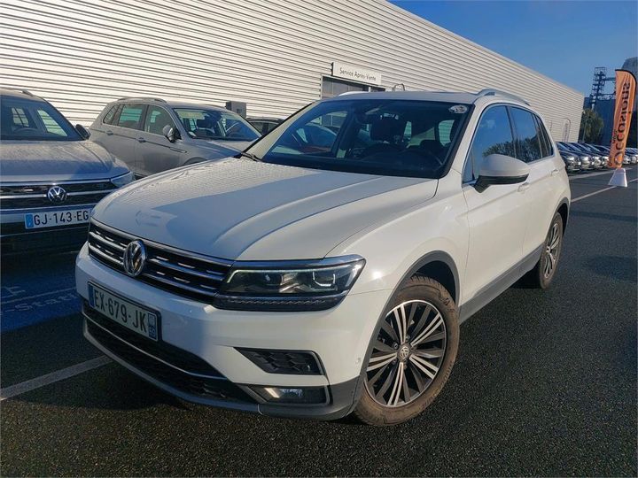 Photo 1 VIN: WVGZZZ5NZJW373732 - VOLKSWAGEN TIGUAN 