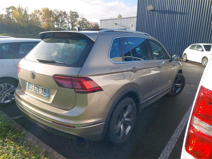 Photo 3 VIN: WVGZZZ5NZJW374413 - VOLKSWAGEN TIGUAN 